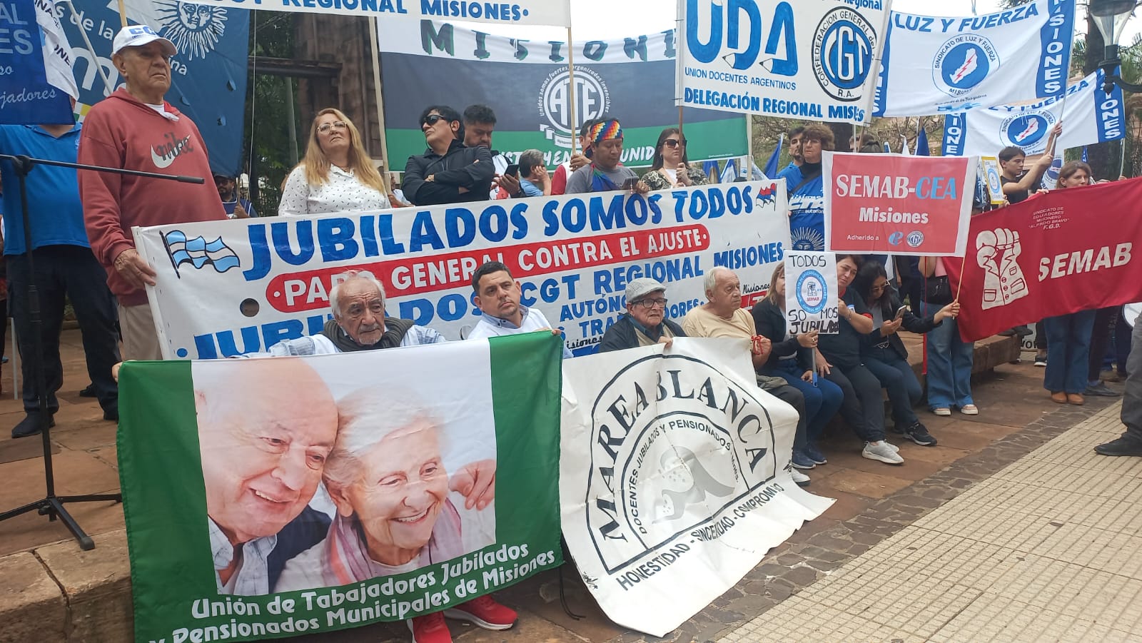 Movilización y acto unitario en el marco de la Jornada de Lucha "Paro ...